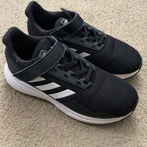 Adidas boys size 2 velcro